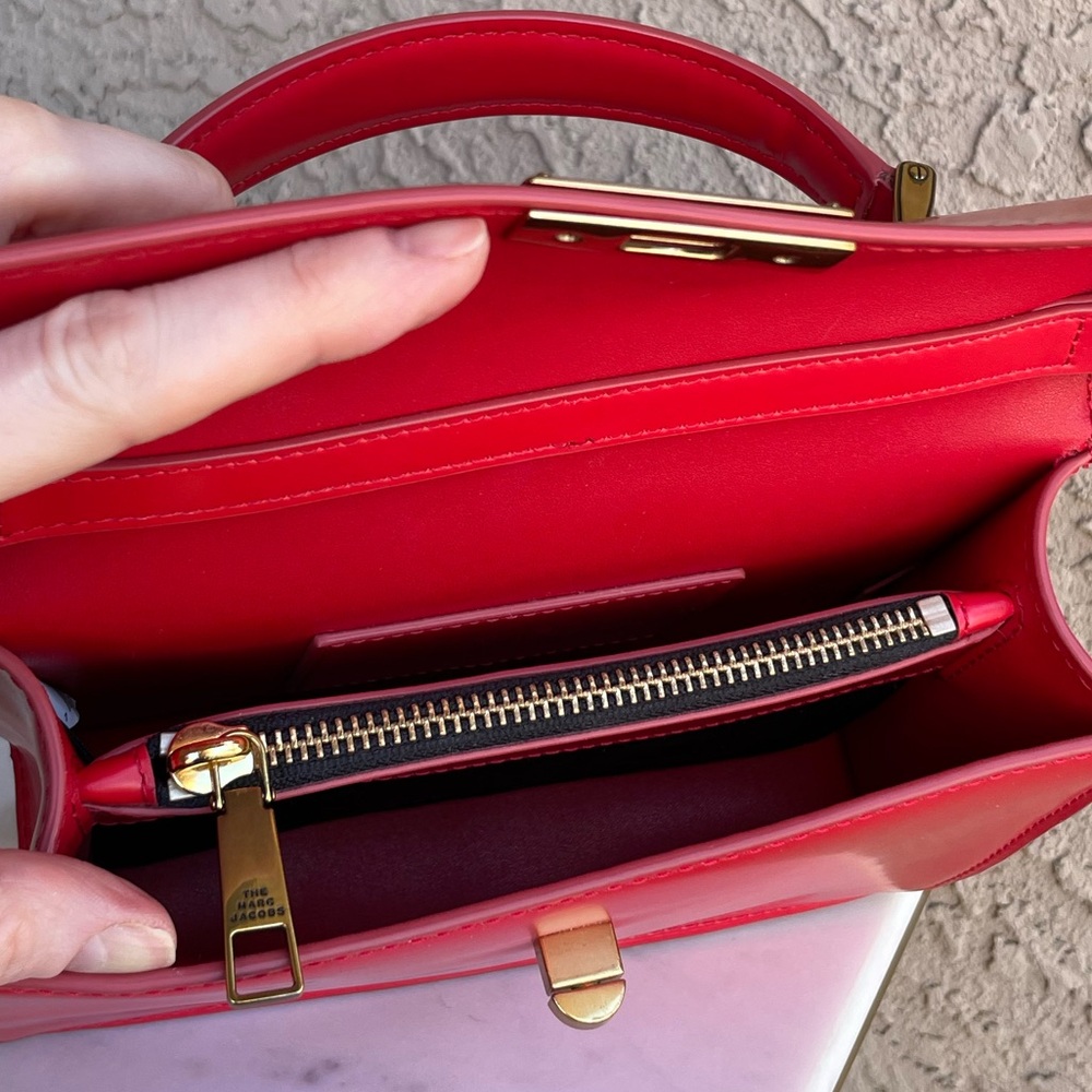 MARC JACOBS Red Smooth Leather Crossbody Flap Satchel Downtown Shoulder Bag - Picture 16 of 17